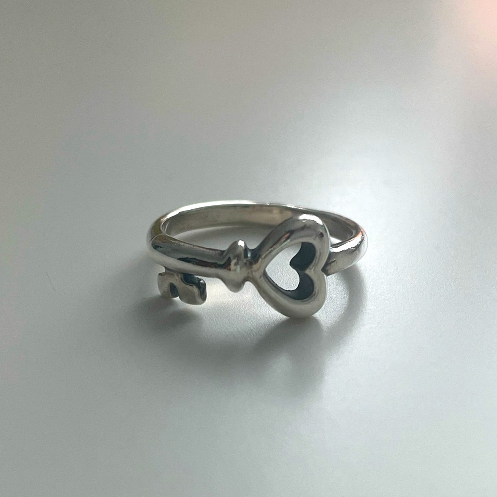 James Avery - The Hearts Key Ring